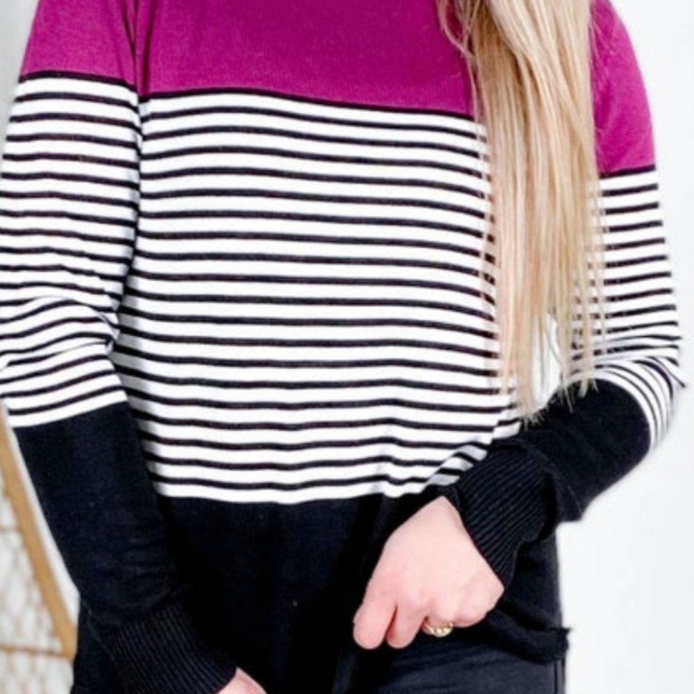 Andree by Unit Luxe Deep Plum & Black Colorblock Top - Picture 2 of 6